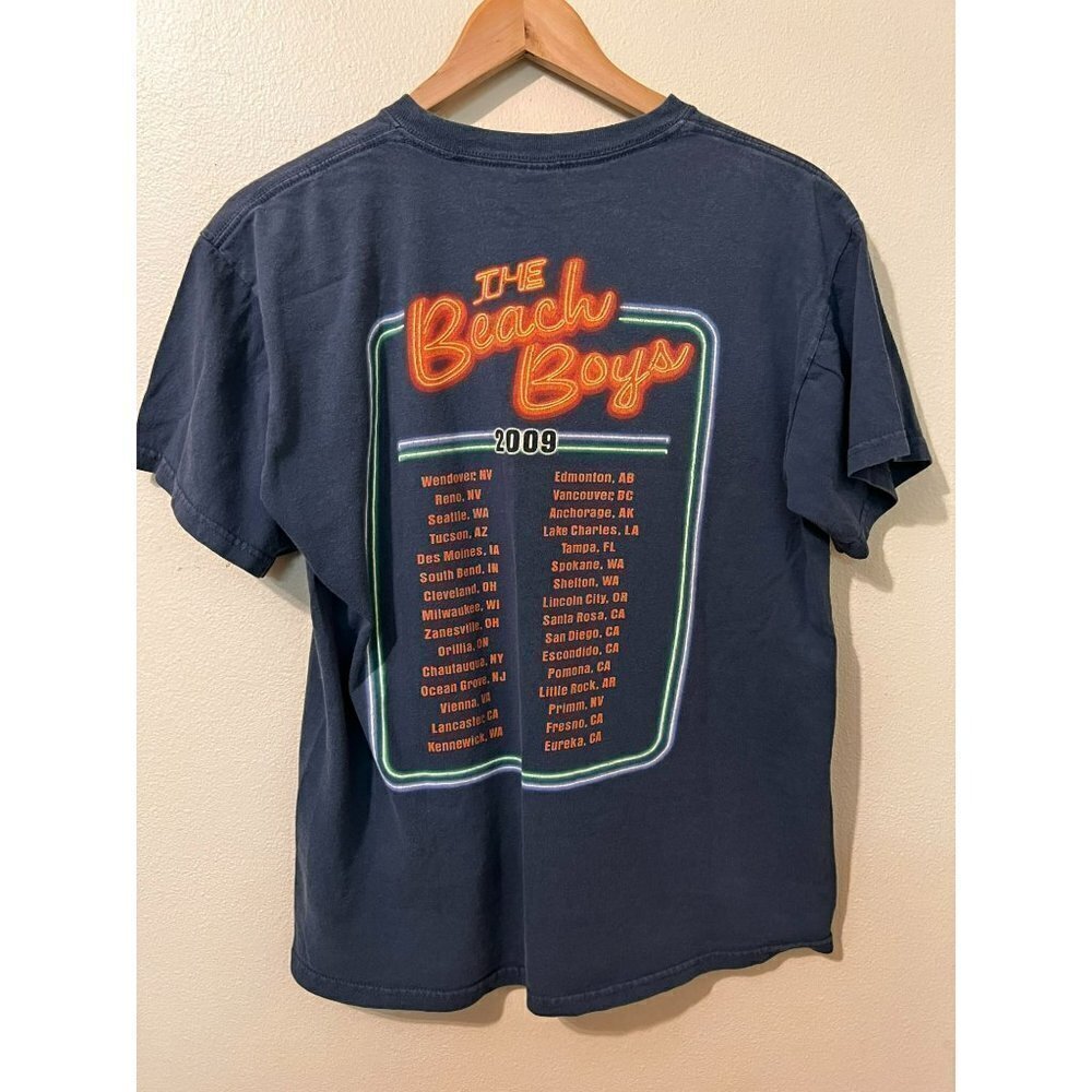 Men's Gildan The Beach Boys Concert Tour Shirt Size M [EXCELLENT] - Picture 4 of 5
